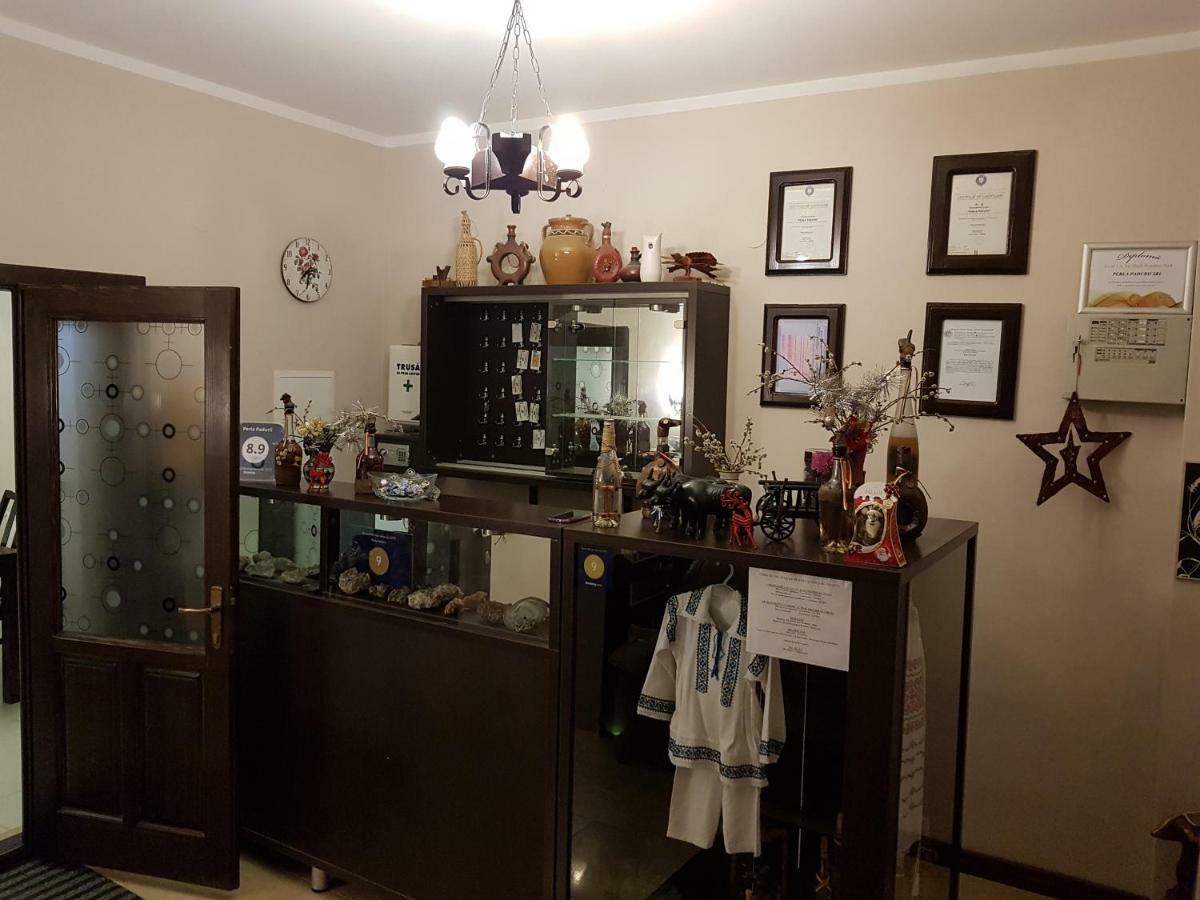 Отель Perla Padurii Valea Mare  Экстерьер фото
